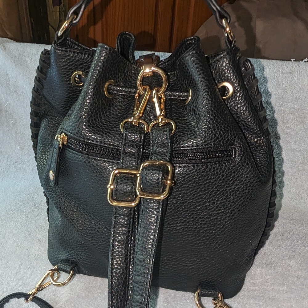 Gorett drawstring backpack. - Picture 2 of 10